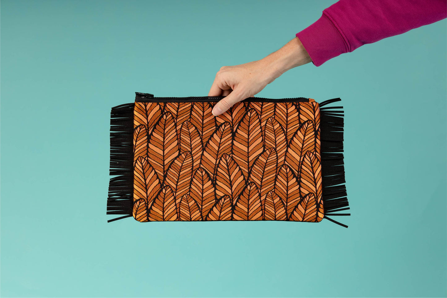 Fringed clutch
